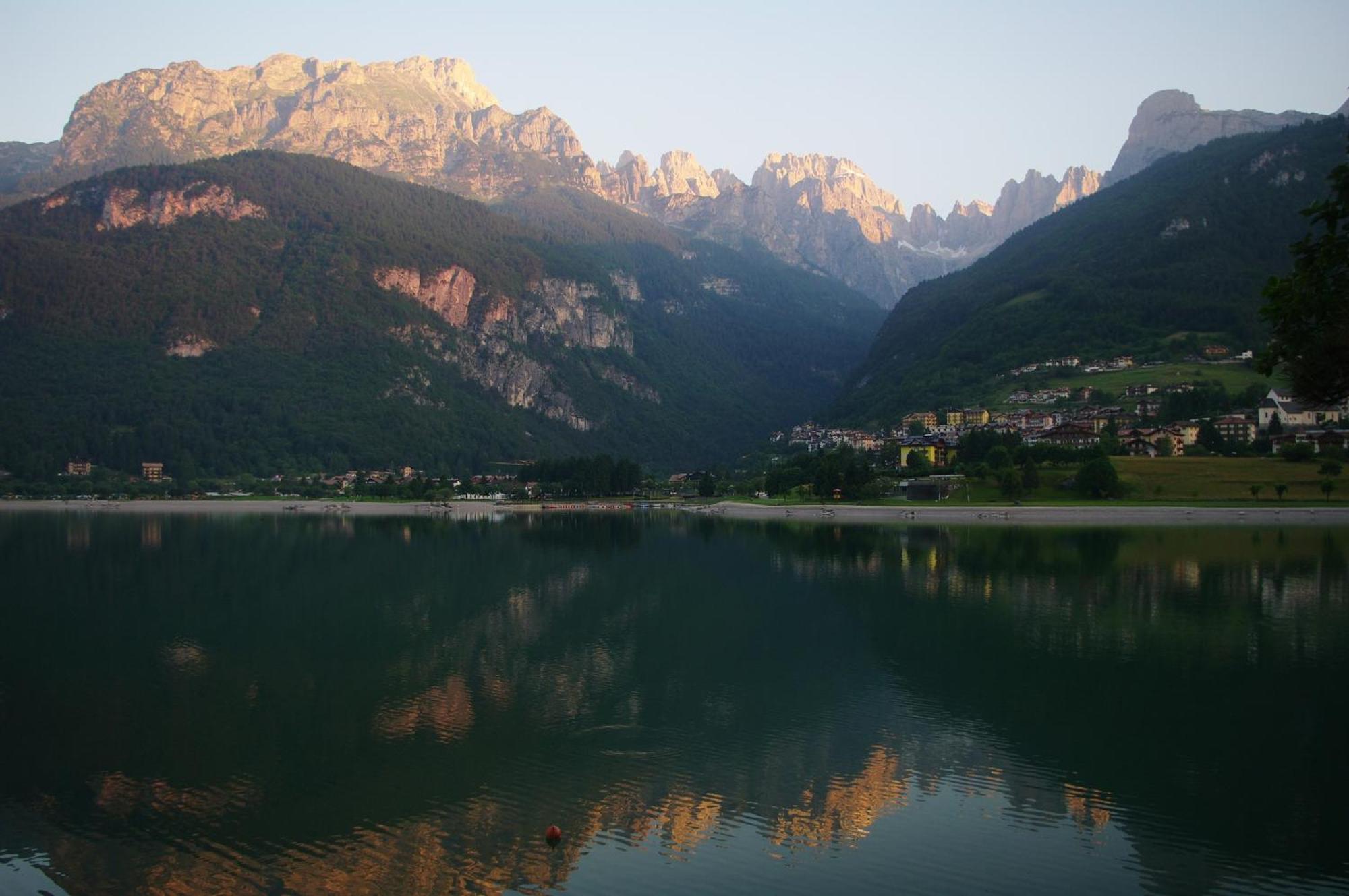 Lago Park Hotel Molveno Kültér fotó