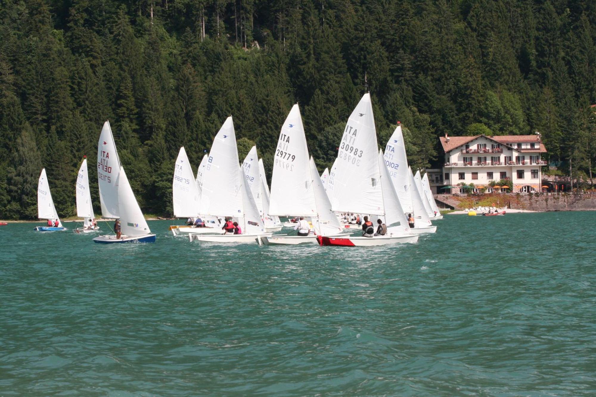 Lago Park Hotel Molveno Kültér fotó