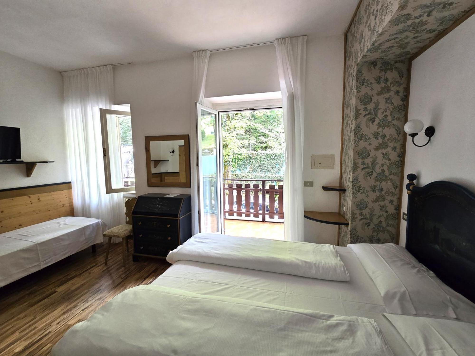 Lago Park Hotel Molveno Kültér fotó